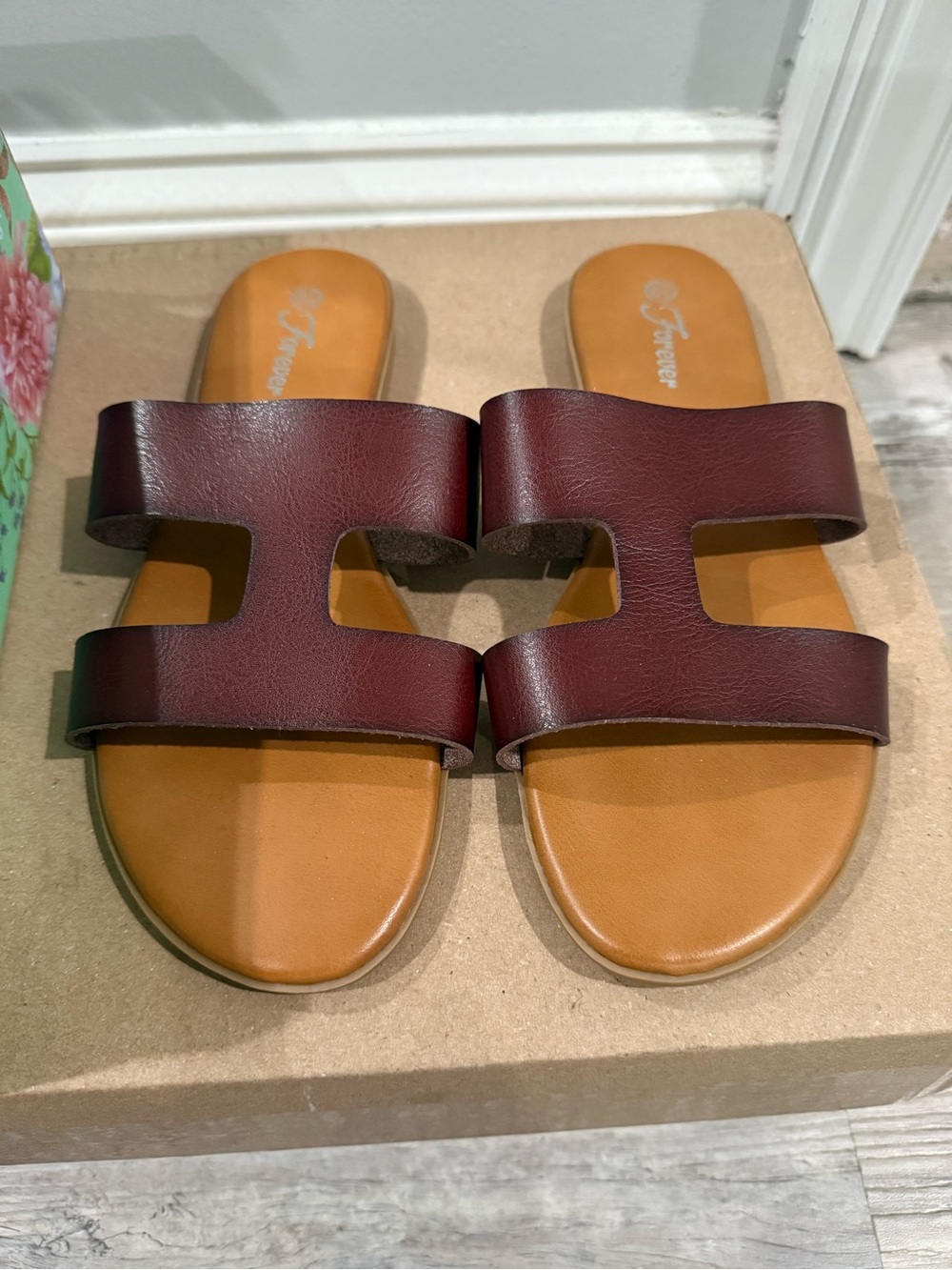 Forever Women's Forever Brown H-Strap Flat Sandals